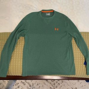 Under Armour long sleeve cold gear L